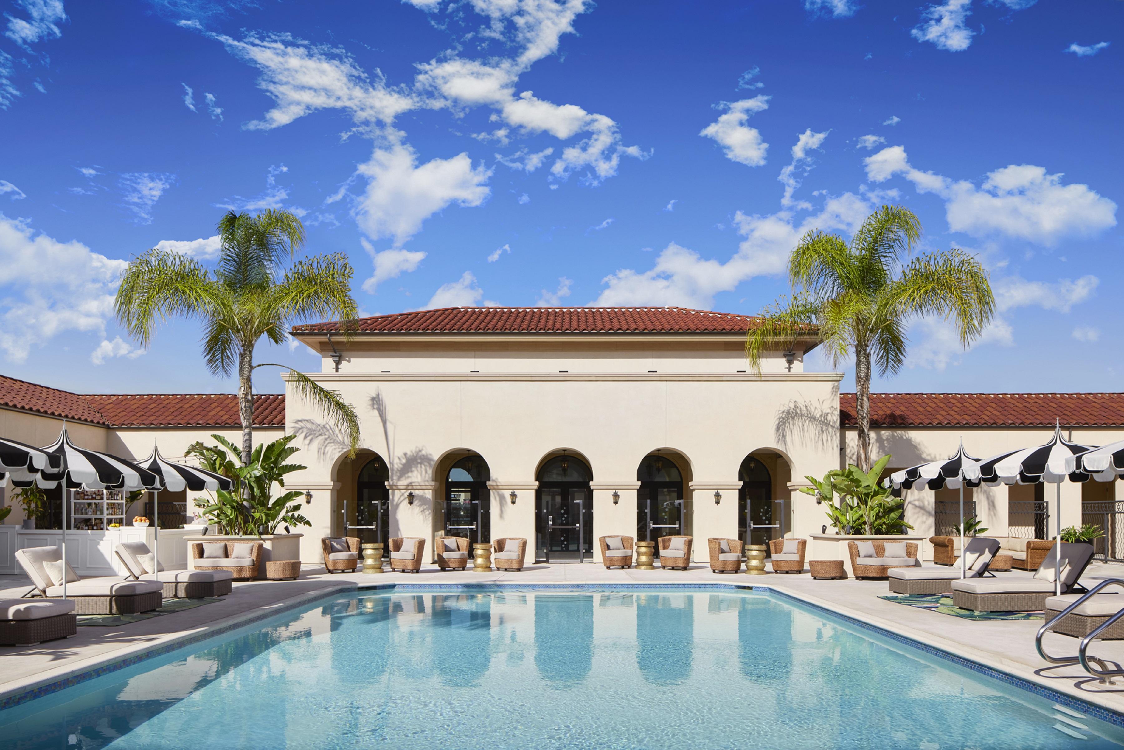 Pasadena Hotel & Pool Exteriör bild